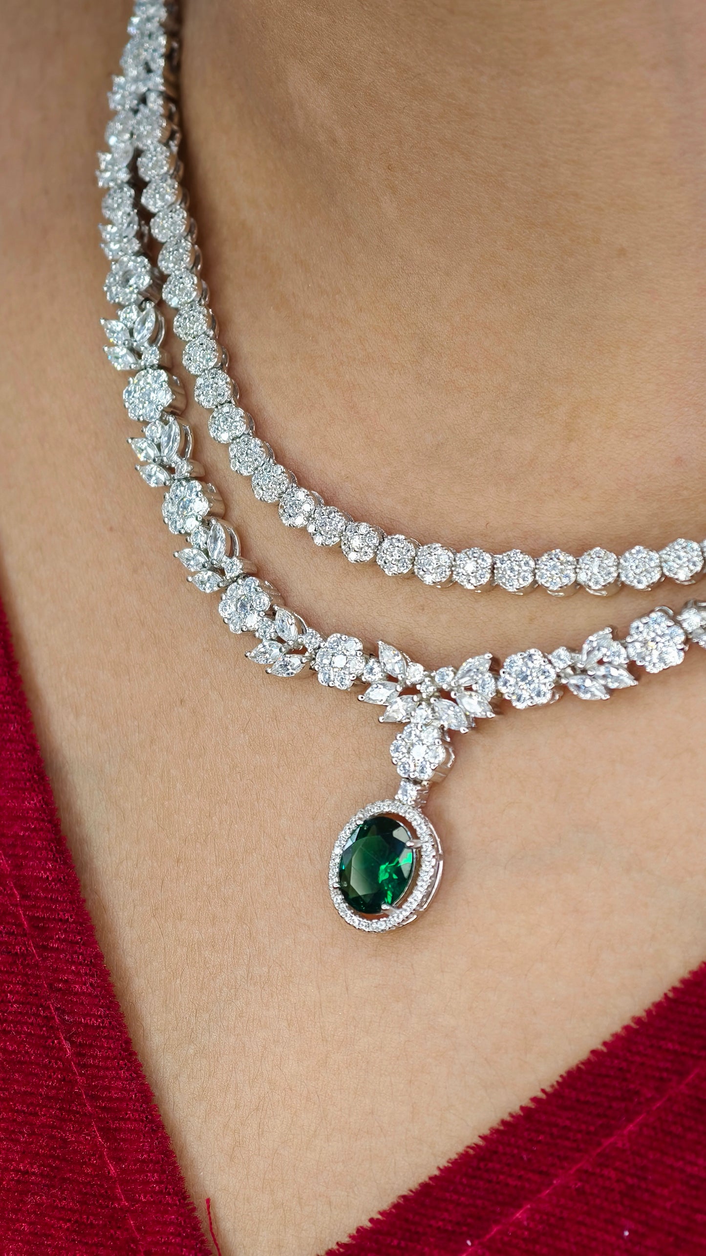 Emerald Grace Royale Diamond Necklace Set