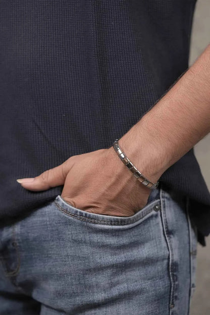 Two-Tone Stretch Link Bracelet (also known as an Italian Stretch Bracelet)