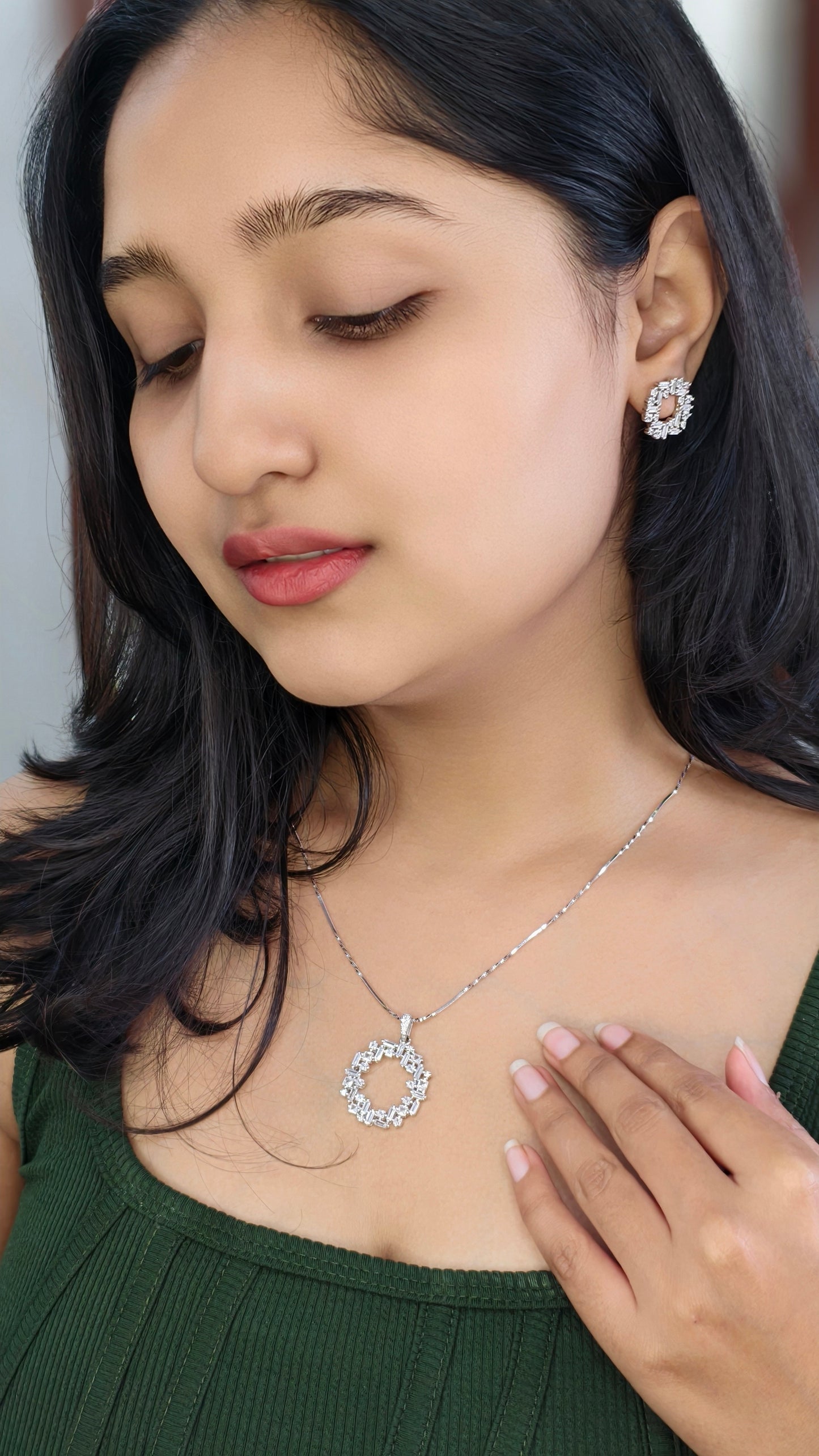 Eternal Sparkle Halo Silver Pendant Set