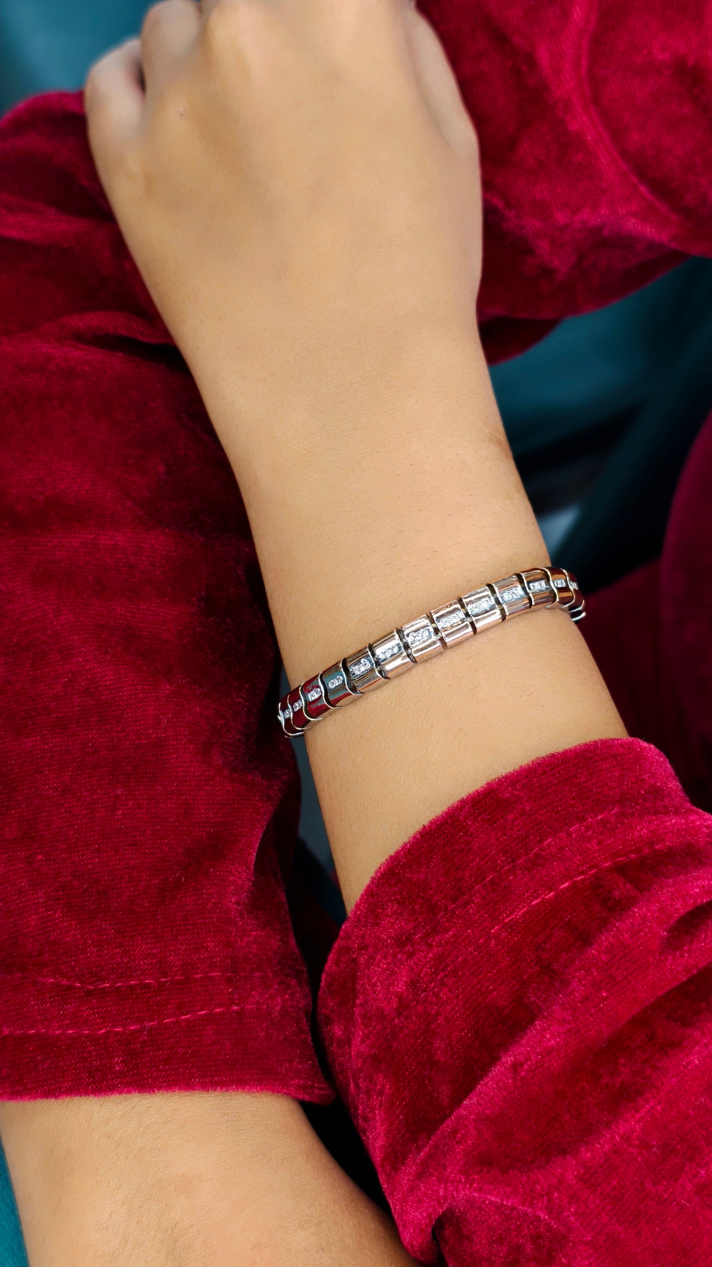 Urban Gleam Link Silver Bracelet
