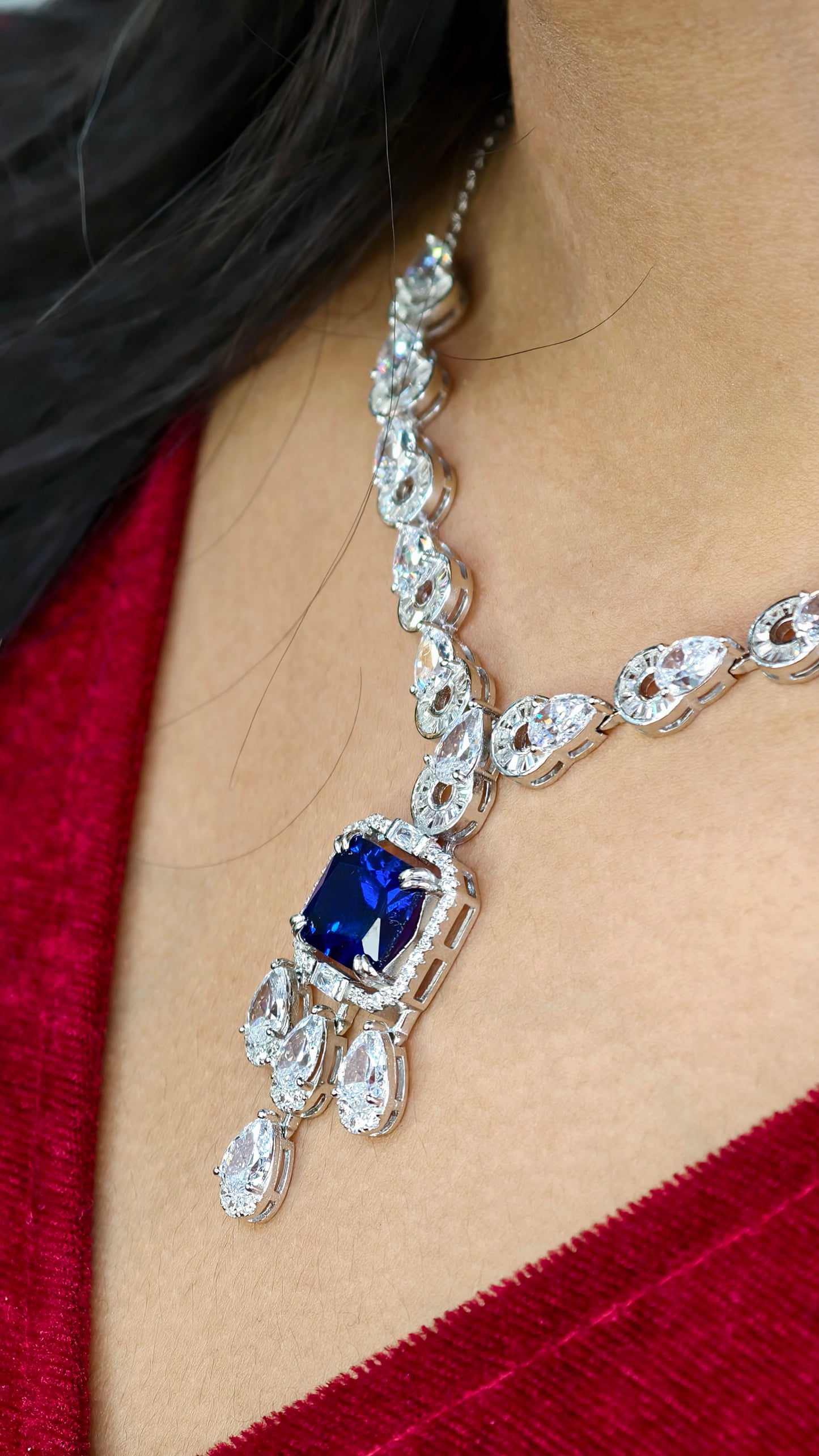 Royal Sapphire Elegance Diamond Necklace Set
