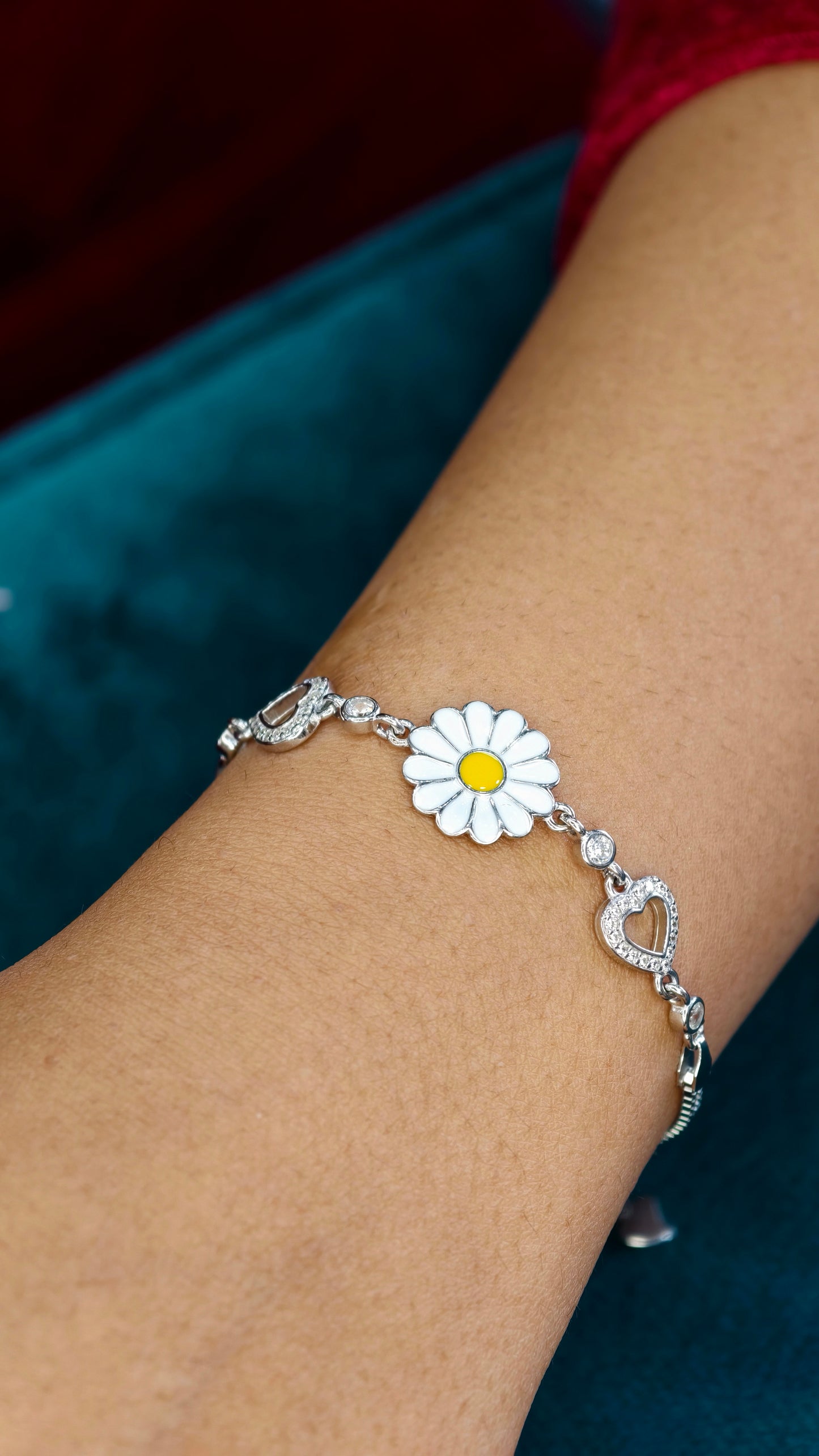 Sunshine Daisy Heart Silver Bracelet