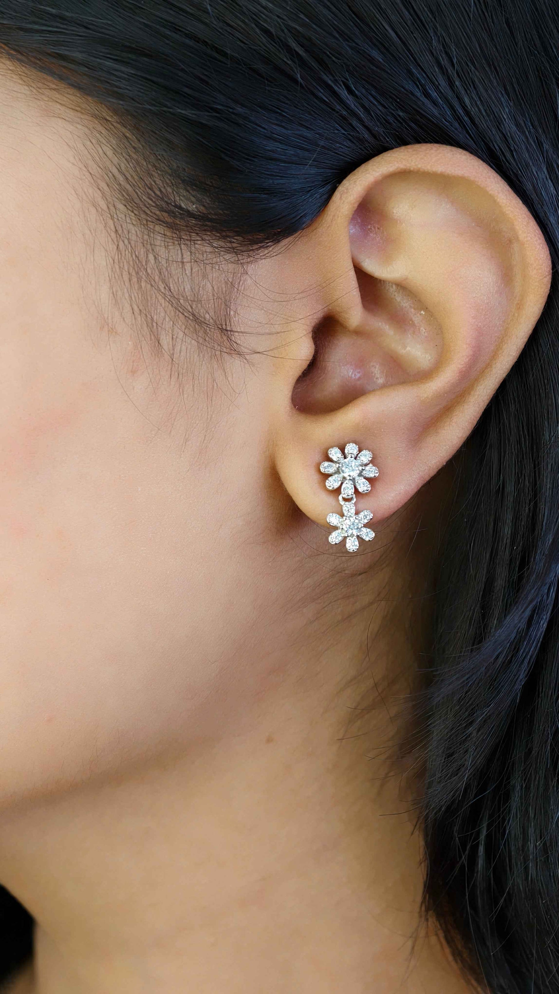The "Blooming Radiance" Floral Necklace & Earring Set