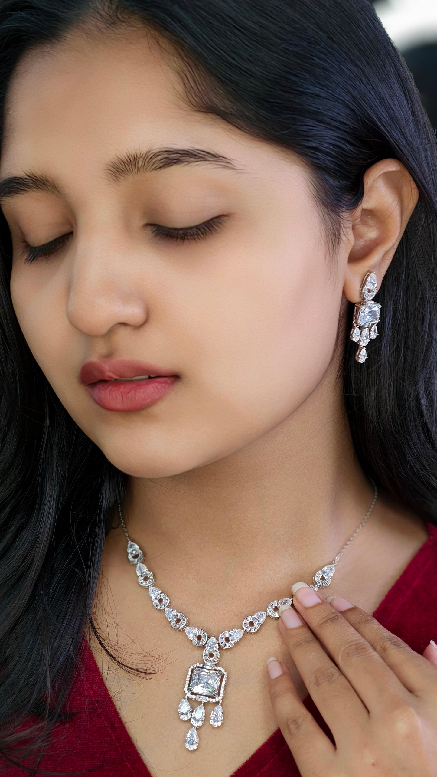 Crystal Majesty Diamond Pendant Necklace Set