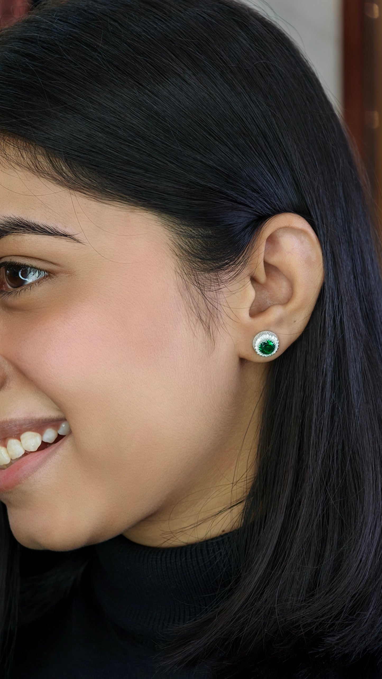 Deep Green Crystal & Shimmering Border Earrings